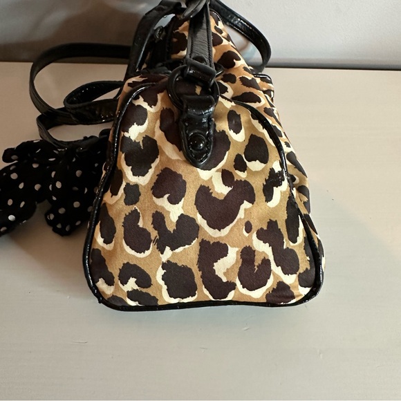 JUICY COUTURE - Leopard Print Barrel Shoulder Bag, Purse, Crossbody, Bow Detail - Picture 5 of 10